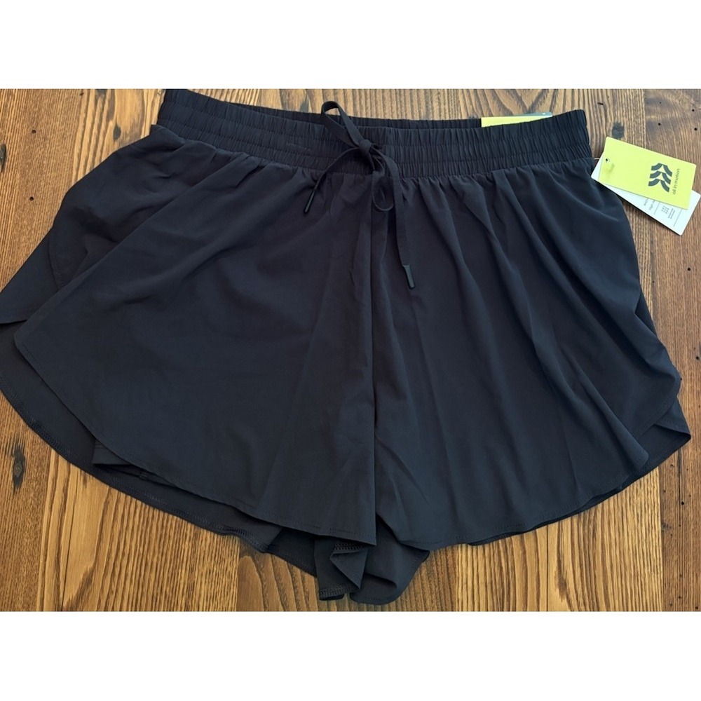 All In Motion Women's Active Light High-Rise Shorts 3" Inseam Medium NWT - Picture 2 of 7